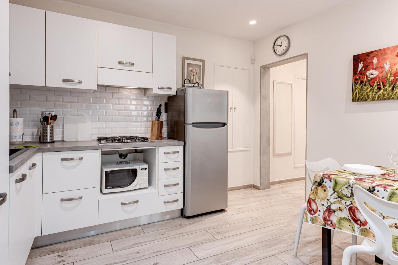 Oltrarno Dreaming Apartment Firenze Bagian luar foto