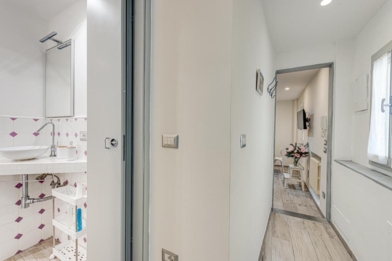 Oltrarno Dreaming Apartment Firenze Bagian luar foto