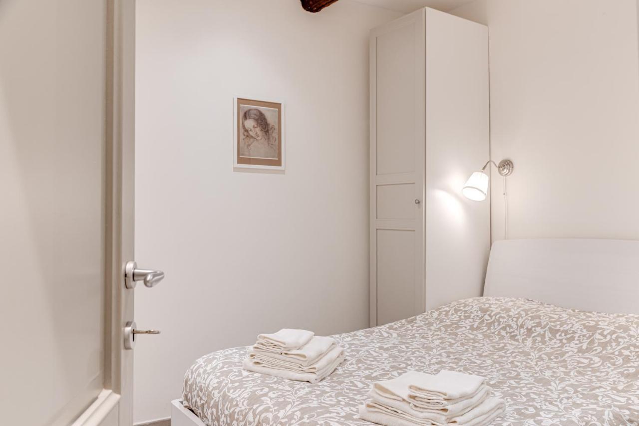 Oltrarno Dreaming Apartment Firenze Bagian luar foto